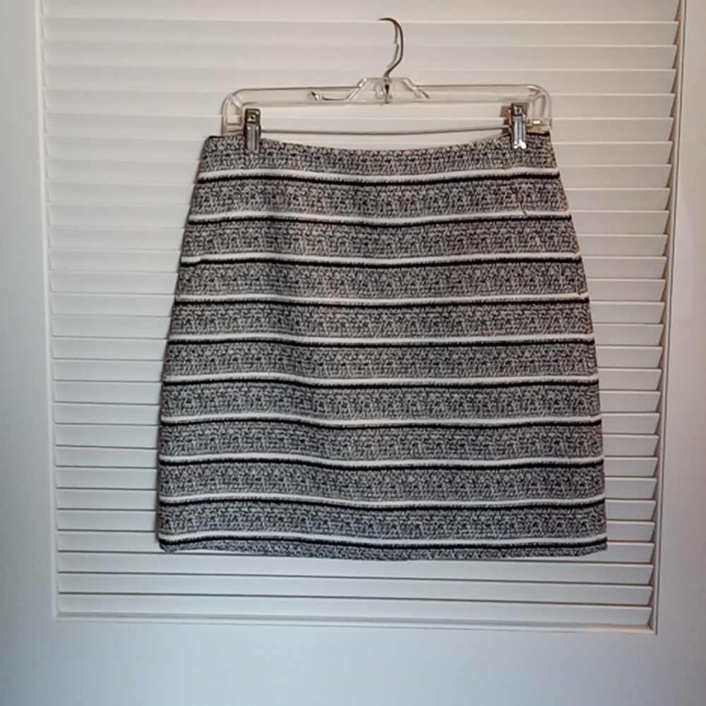 Ann Taylor 6P Skirt Perfect Condition